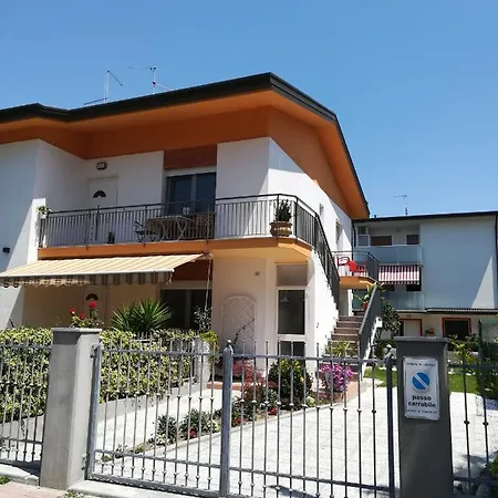 Cepele House リニャーノ・サッビアドーロ